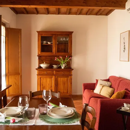 Il Cerreto - Casa Rosmarino Feriehus